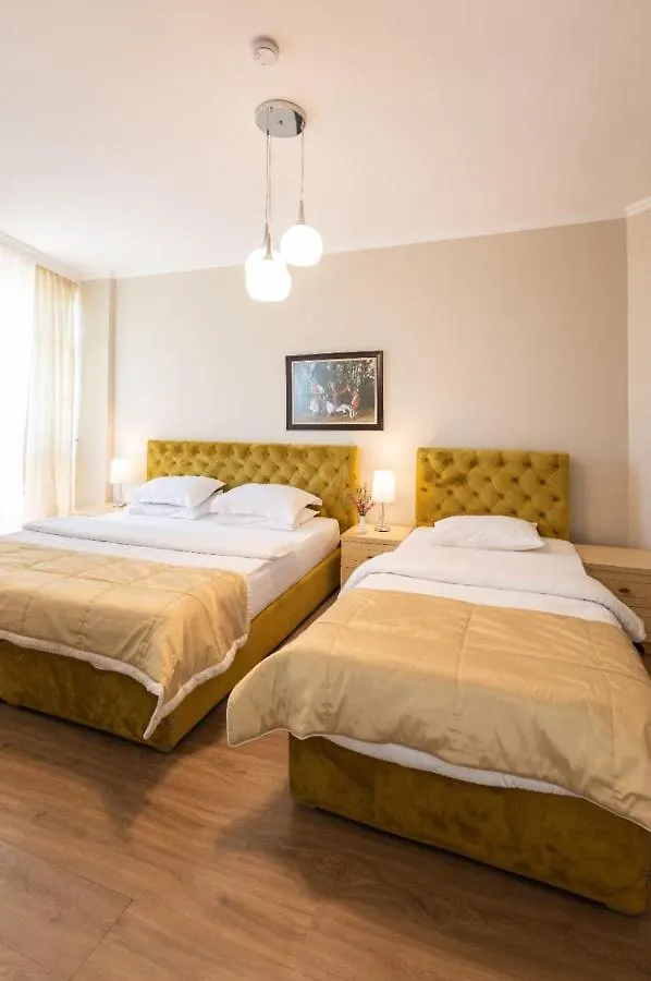 Vila Arber Golem  Guest house
