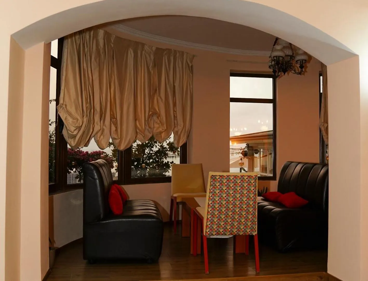 Vila Arber Golem  Maison d'hôtes Golem (Tirana)